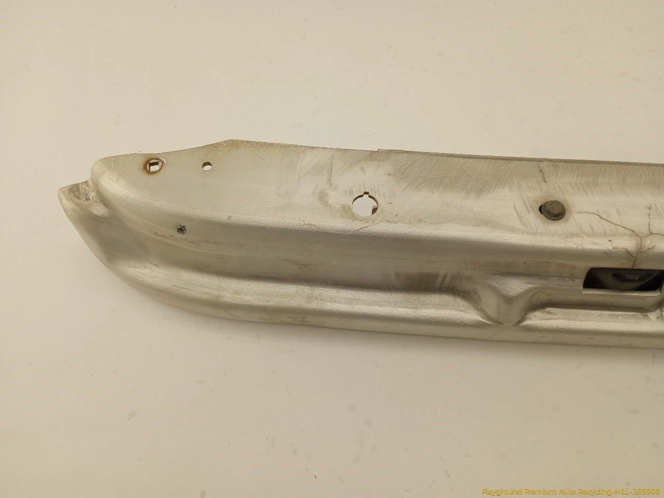 Barra de refuerzo de parachoques delantero BMW 735i E32 compatible con 1988-1994 88 89 90 91 92 93 94 Foto 3 de 4