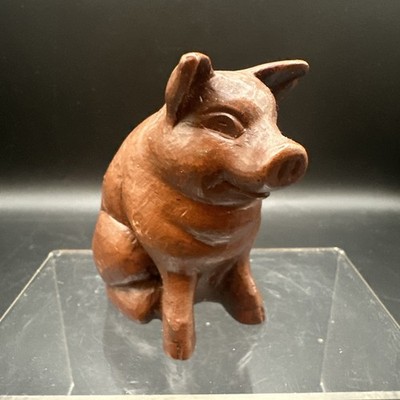 Red Mill Handcrafted Resin Sitting Pig Hog Figurine Collectible Farm Animal￼