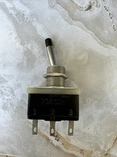 Toggle Switch 738828 off-on.