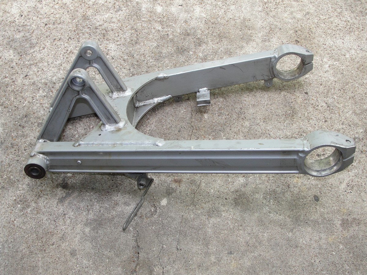 1986 - 1987 Kawasaki Ninja ZX1000 ZX 1000R Rear Swing Arm