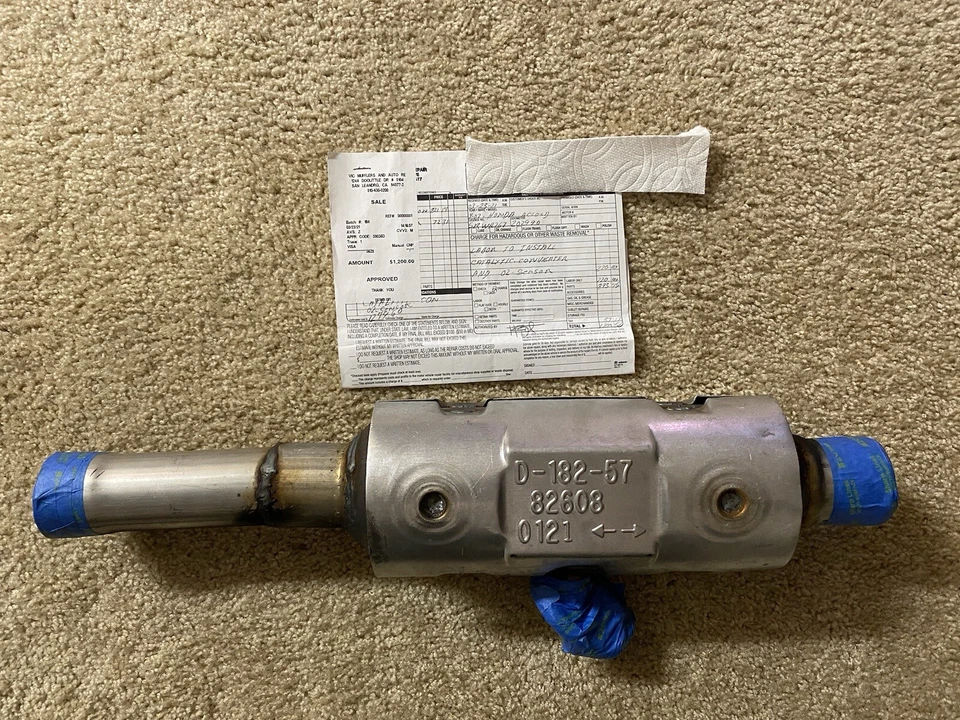 Conversor catalítico-CalCat Walker 82895 serve 03-07 Honda Accord 2.4L-L4 - Imagem 2 de 4