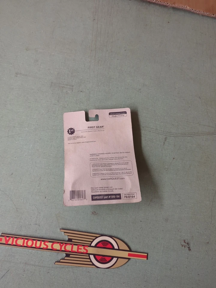 New First Gear '40 Ford Coupe Die-Cast 1:64 Scale Car Quest Auto Parts - Image 3 of 3