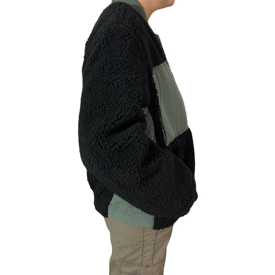 Free People Fleece Jacket zip front in black Size S zip pockets sherpa - Image 3 of 4