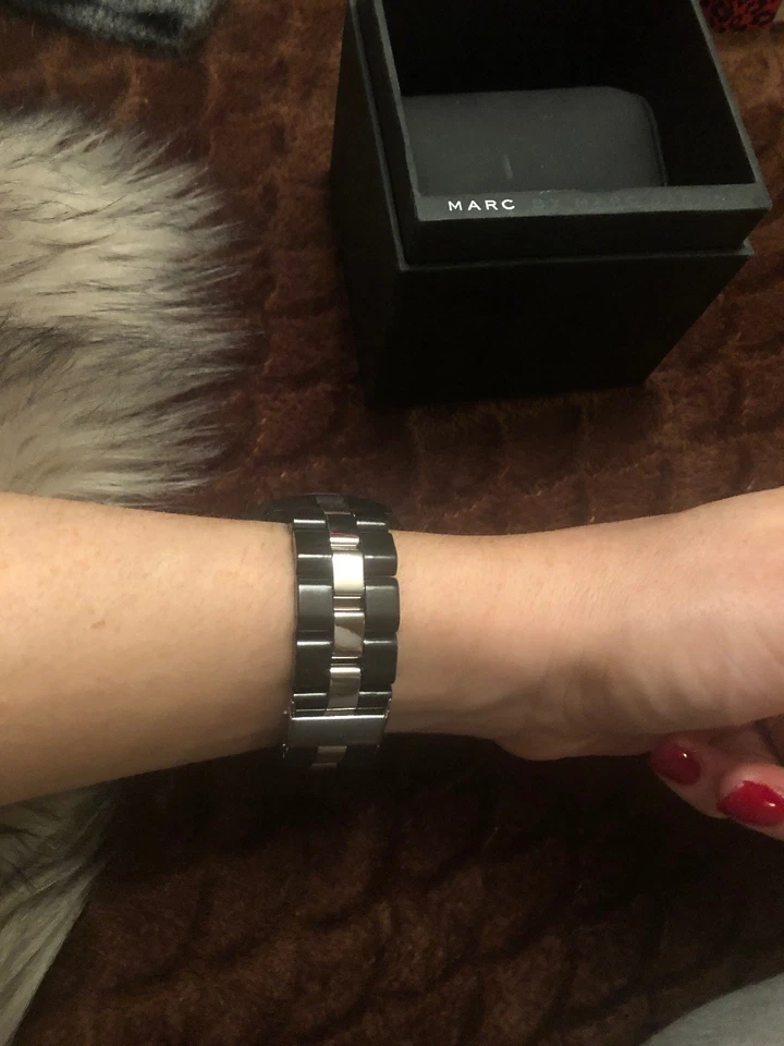 Reloj Marc By Marc Jacobs Negro Foto 2 de 4