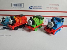 Lot Of 3, 2009 THOMAS THE TRAIN PULL BACK  GO ENGINE JAMES, Percy RACERS