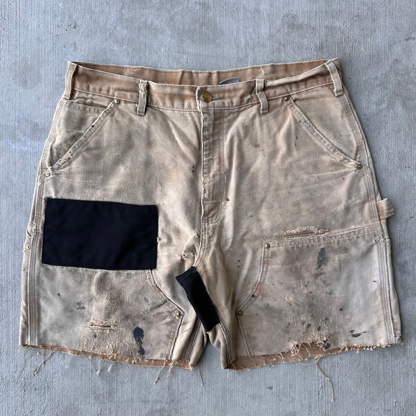 Vintage Y2K Carhartt brown double knee work wear carpenter shorts
