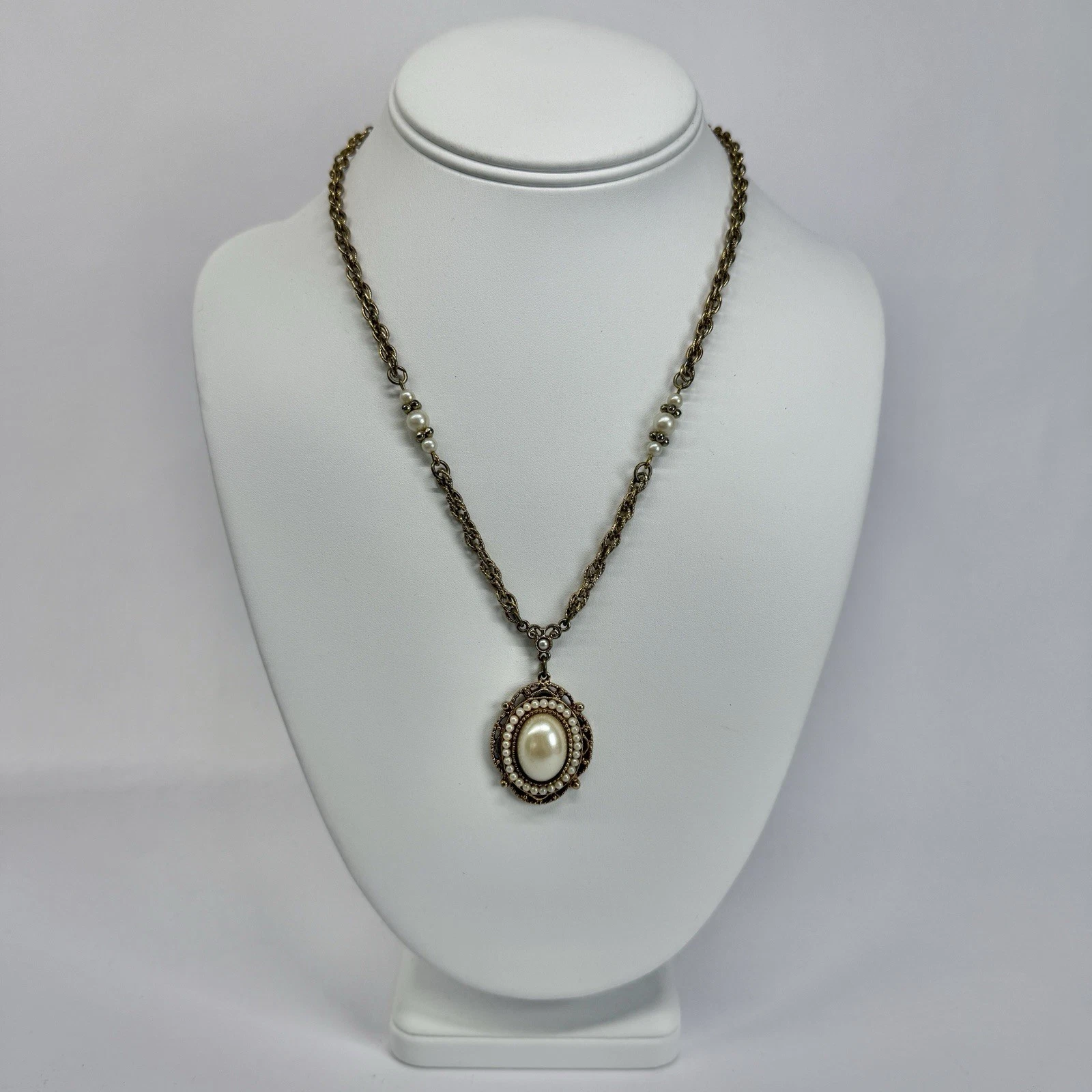 1928 Faux Pearl Ornate Filigree Pendant Gold Tone Vintage Necklace Jewelry N432
