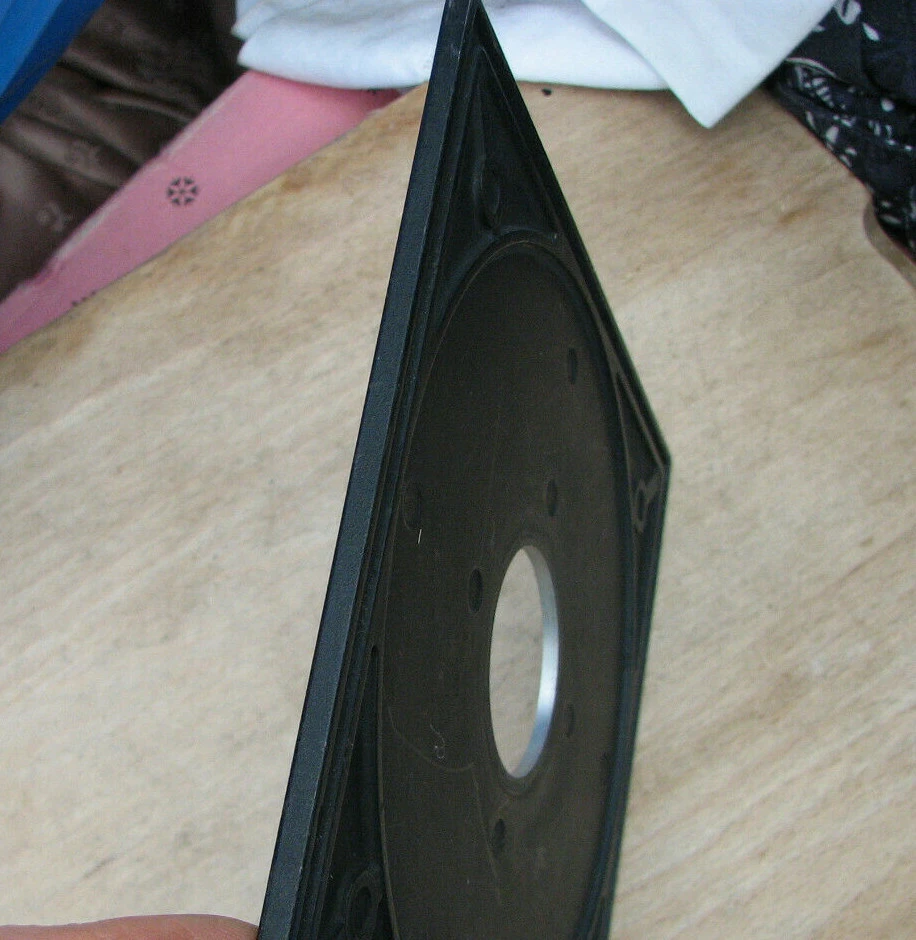 pattern  Sinar F & P fit  lens board panel with copal compur 0  34.7mm  hole   - Image 3 of 3
