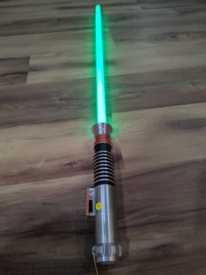 Master Replicas 2005 Star Wars Luke Skywalker Force FX Lightsaber