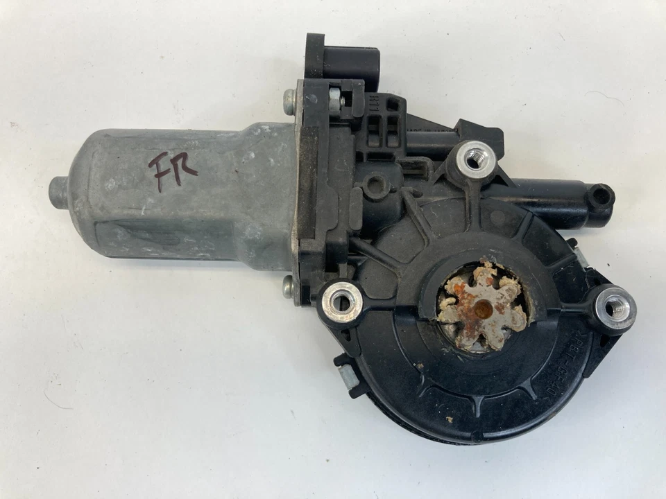 Motor ventana eléctrica puerta delantera derecha Suzuki SX4 2007-2013 83560-63J00 OEM Foto 2 de 4
