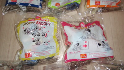 Set of 8 Peanuts Sporty Snoopy 2002 McDonald's Happy Meal Toys McD