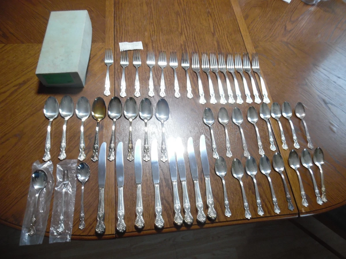 Wm. Rogers & Son Flatware-Set Antique US Silver-Plated Flatware