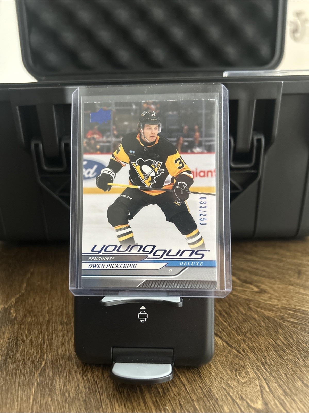 2024-25 Upper Deck Extended Series - Young Guns Owen Pickering #703 Deluxe /250