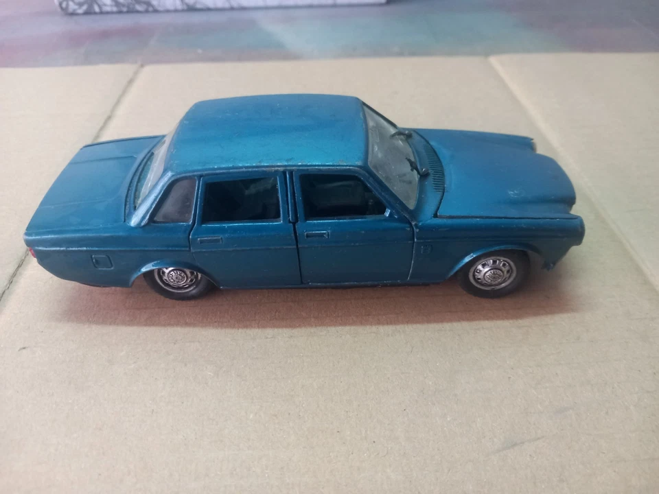 POLISTIL 1/25 VOLVO 164 E - Immagine 2 di 4