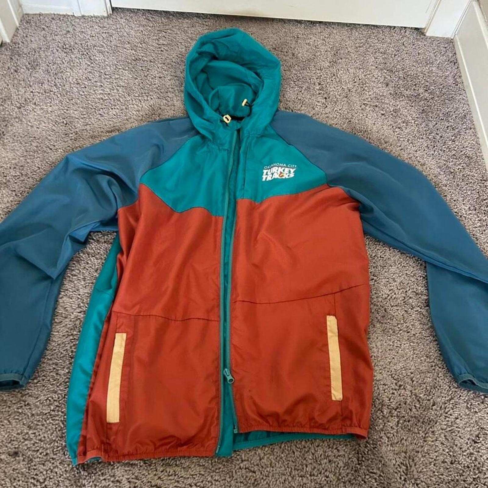 Multicolored windbreakerrunning jacket ventures e… - image 1