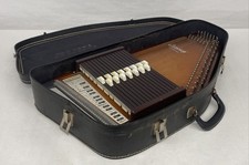 Oscar Schmidt Autoharp W/Case