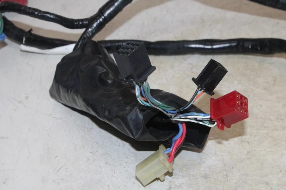 01-03 HONDA CBR1100XX OEM MOTOR PRINCIPAL ARNÉS CABLEADO MOTOR TELAR Foto 2 de 4