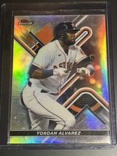 2022 Topps Finest - Refractor #56 Yordan Alvarez - Astros