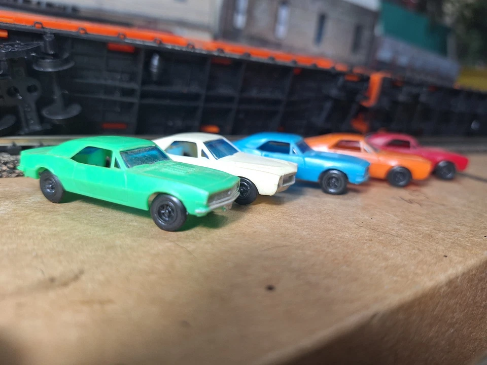 Two ho Trailer Train Auto Loaders - Image 4 of 4