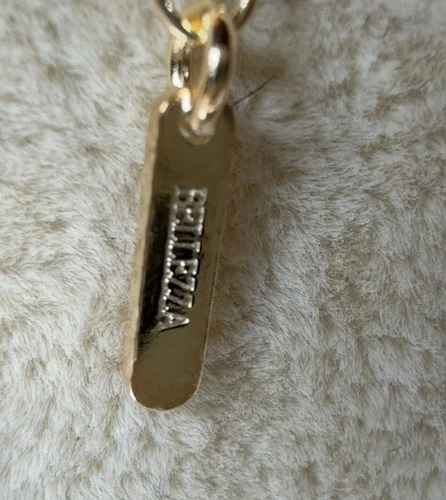 Bellezza “Goldtone Teardrop 3D” Necklace Never Worn image 3