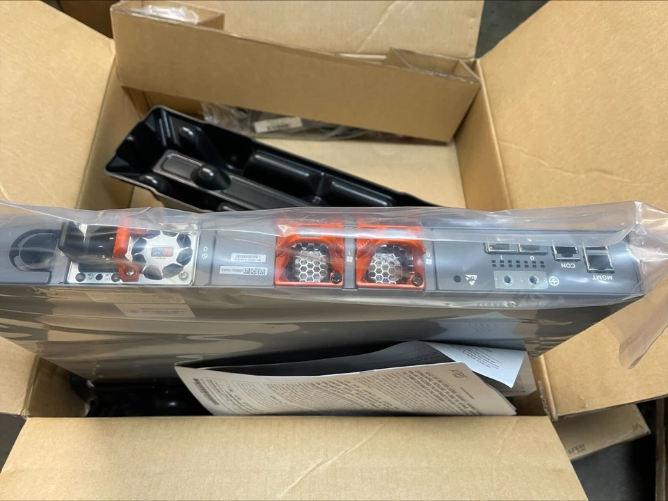 EX3400-48T Juniper Networks 48 port 10/100/1000 Switch with 1 POWER SUPPLY NEW - Image 4 of 4