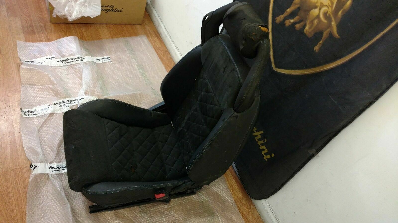 LAMBORGHINI GALLARDO LP560 PASSENGER RIGHT SIDE SEAT OEM 400881004