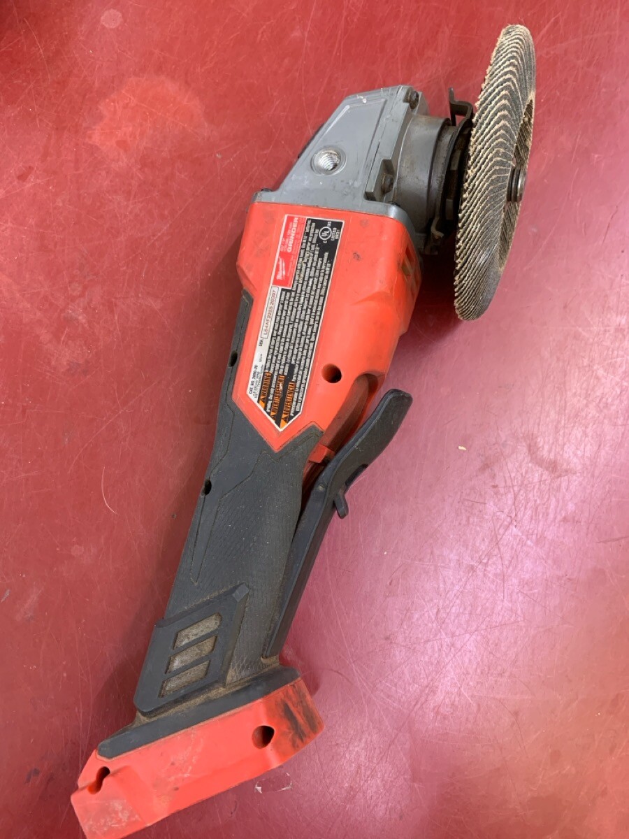 MILWAUKEE TOOLS 288020 DISC GRINDER, 4 1/2", 5", M18, 18V BRAKING G