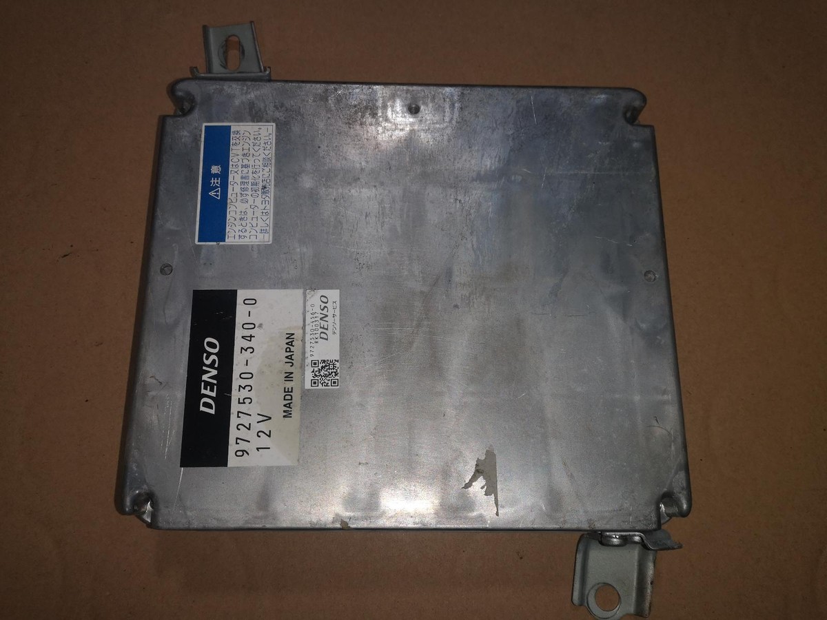 アルテッツァ　純正アンプ　前期TOYOTA ECU 86280-53011 アルテッツァ 純正アンプ 前期TOYOTA ECU 86280-53011