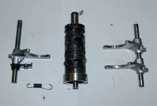 PRESELETTORE CAMBIO PRESELECTOR DESMODRONICO + FORCHETTE FORKS SUZUKI GT 550
