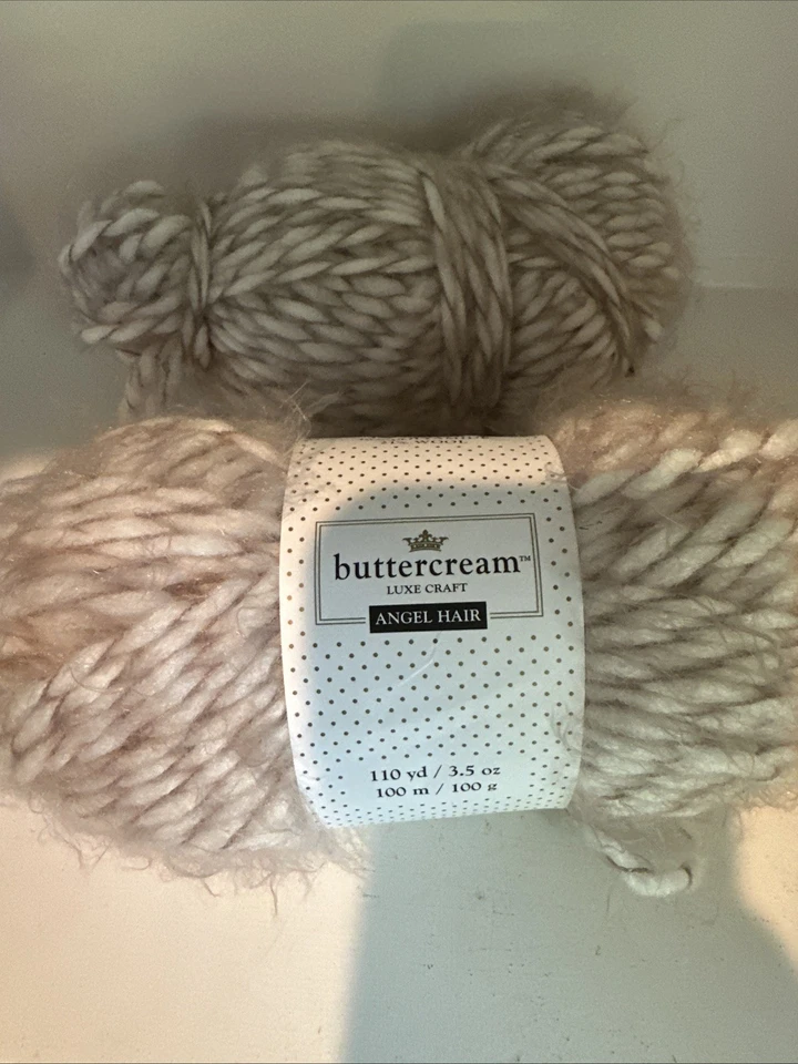 Lote de 2 hilos de pelo de ángel artesanal de lujo crema mantequilla beige 110 yardas 3,5 OZ uno abierto Foto 2 de 4