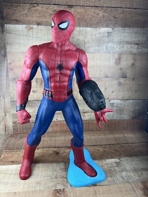 2017 Marvel SPIDERMAN Homecoming Super Sense 24'' Interactive Figure With Stand