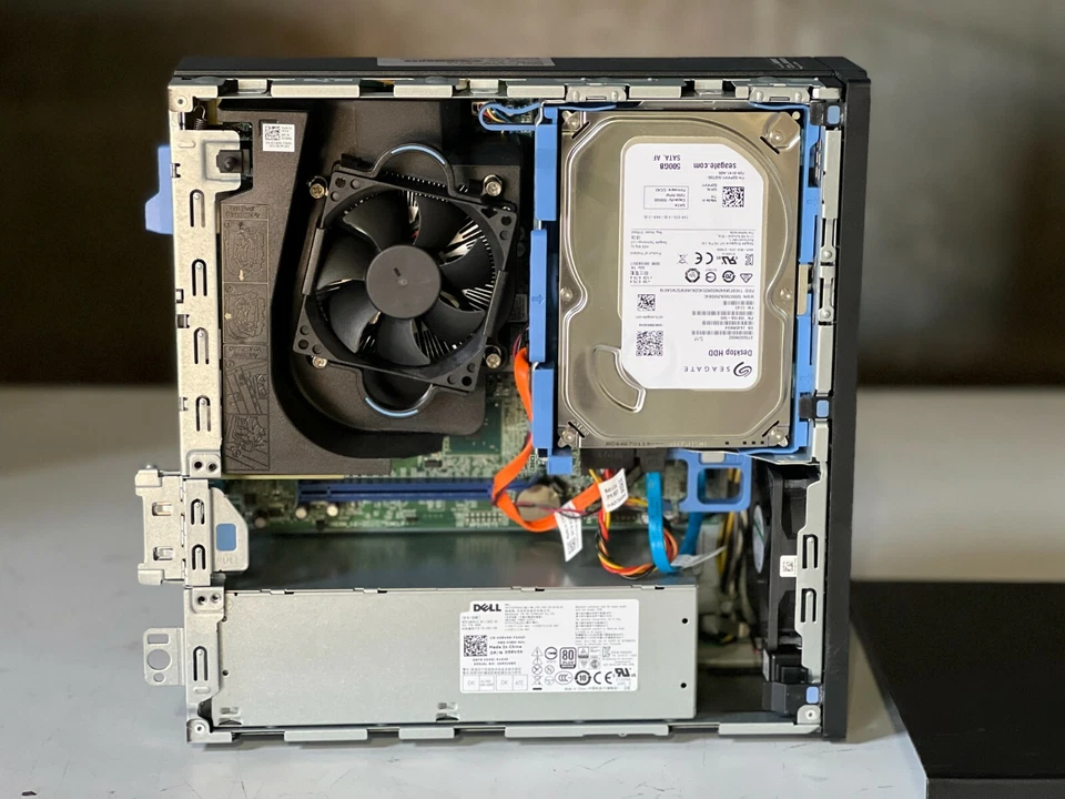 Dell Optiplex 5040 Intel Core i7-6700 8GB DDR4 RAM 500GB HDD - No OS - Image 4 of 4