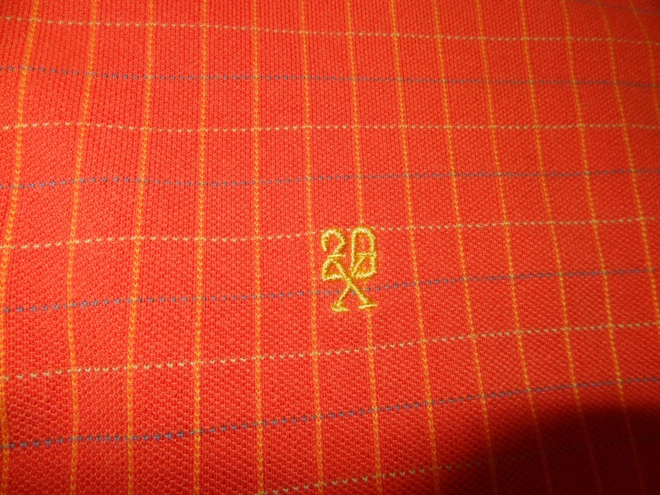 Camisa estilo polo naranja talla grande para hombre de Twenty X Foto 2 de 4
