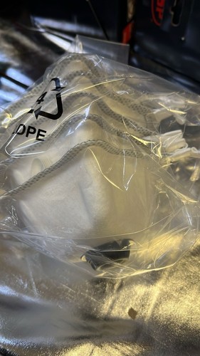 2x JSP 532 FFP3 Valved Moulded Disposable Face Masks -BOX DAMAGED PACK OF 5 - Picture 3 of 3