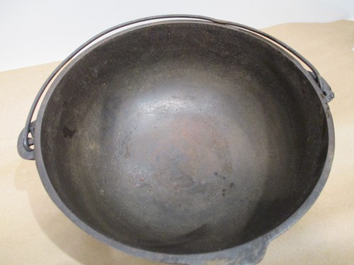 ANTIQUE Wagner Ware Bail Handle Heat Ring 2.5 Quart Open Pot "WAGNER" 2 - Picture 2 of 10