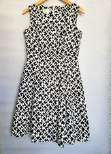 Talbots Petite Stretch Sleeveless Black & White Fit & Flare Dress Sz 8P Cotton