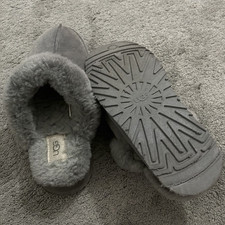 UGG Scuffette II Women s Slipper US 7 Gray Su...