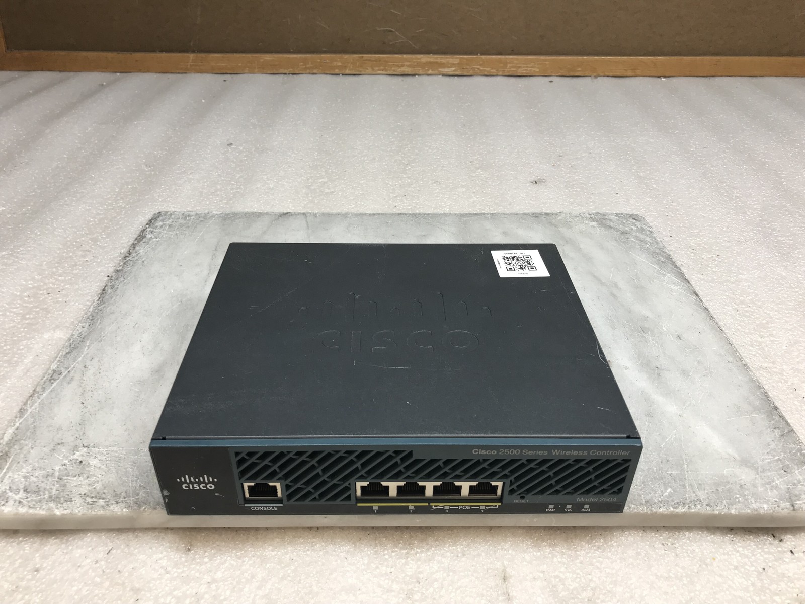 Cisco 2504 AIR-CT2504-5-K9 Cisco Wireless Controller AIR-CT2504-K9 NO ADAPTER