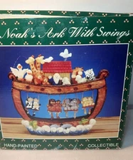 NOAH'S ARK Baby's Room Baby Shower Gift Musical Lights Up With Swinging Animals 