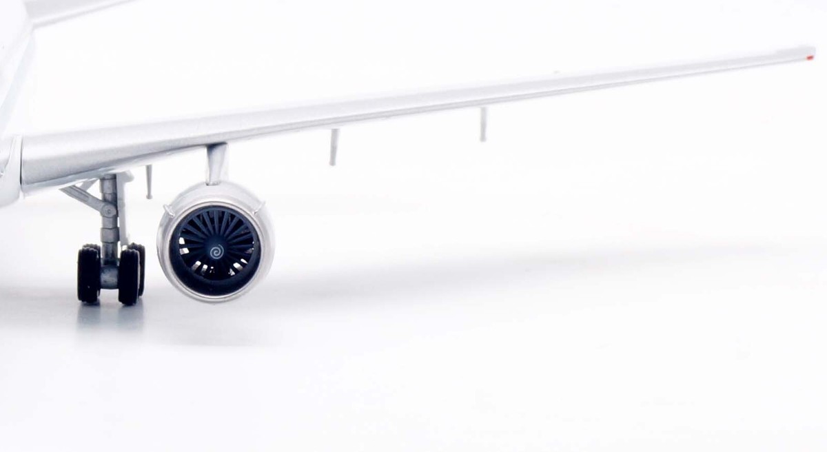 INFLIGHT 1:200 Pan Am McDonnell Douglas DC-10-10 Diecast INFLIGHT 1:200 Pan Am McDonnell Douglas DC-10-10 Diecast