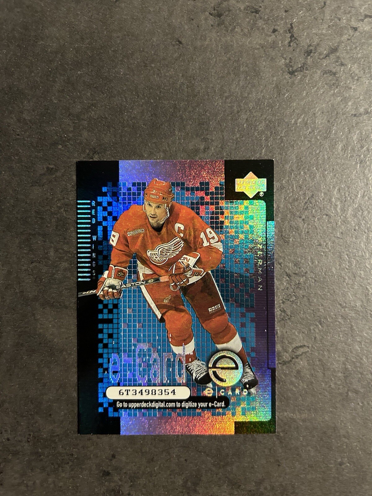 Steve Yzerman-Detroit Red Wings-2000-01 Upper Deck e-Cards #EC3 | eBay
