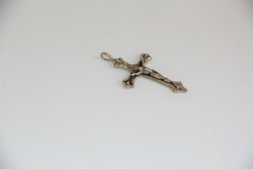 Vintage Sterling Silver Cross Pendant - Picture 10 of 11