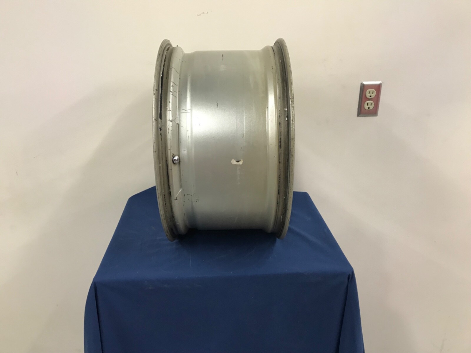Ferrari 430 challenge rear wheel 19 x 10 1/2 BBS part number 220734