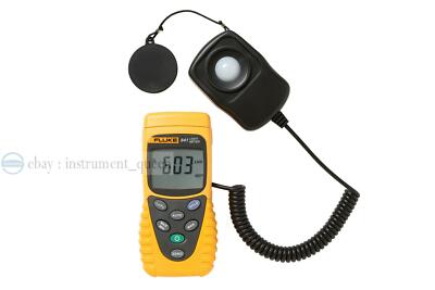 Fluke 941 Digital Lux Light Meter Measuring Range to 20000  illuminance Meter