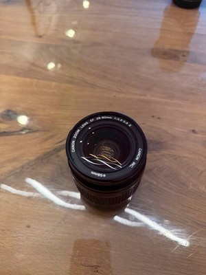 Canon EF 28-80mm f/3.5-5.6 II Objektiv