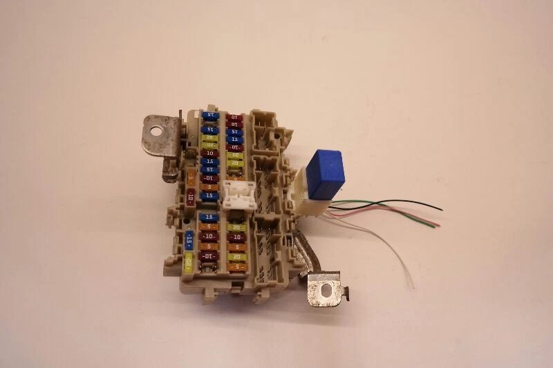 Nissan Altima 2015 caja de fusibles interior Foto 2 de 4