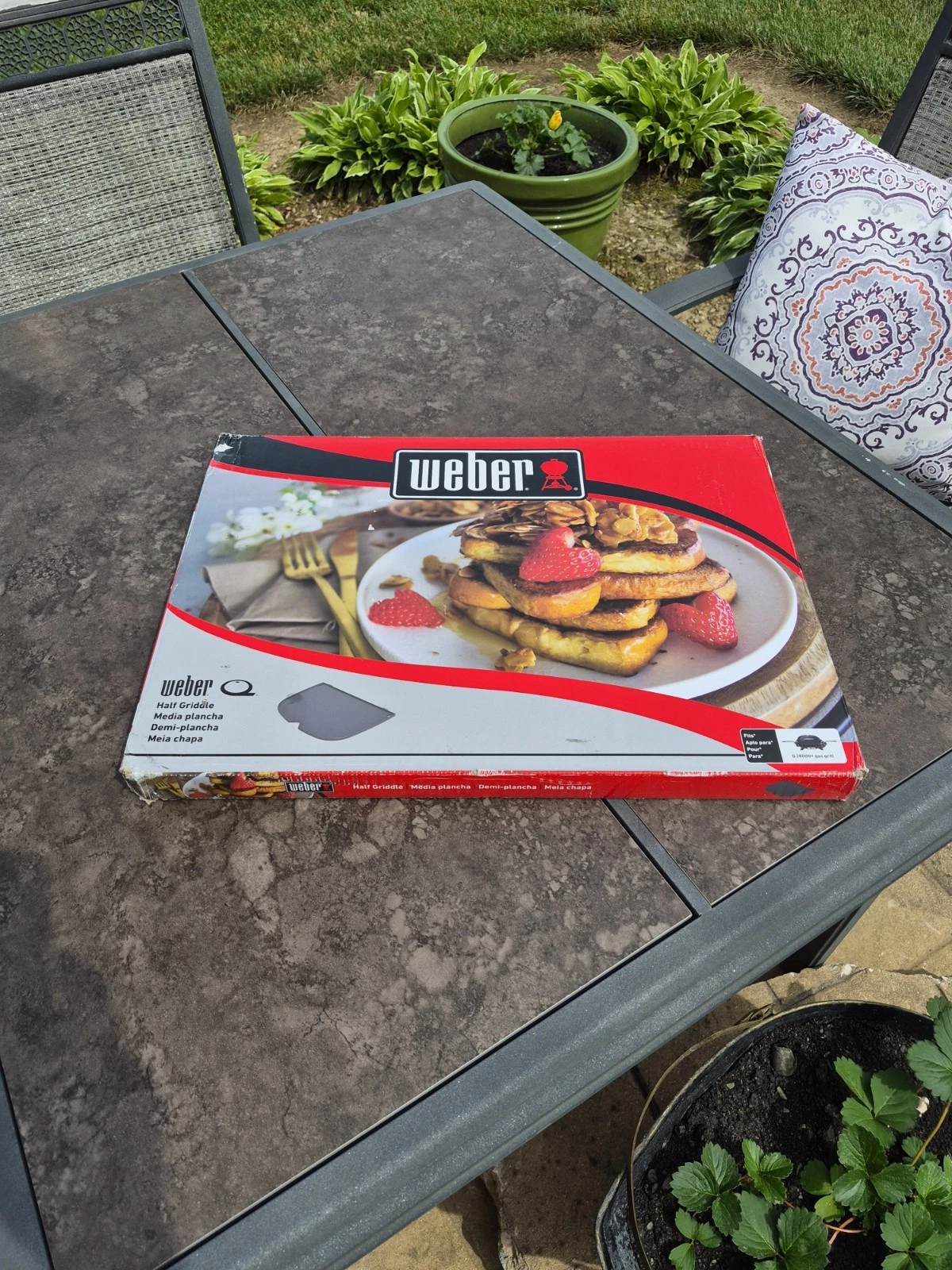 Weber Half Griddle, Porcelain-Enamel Coating, Fits Q2800N+ Gas Grill