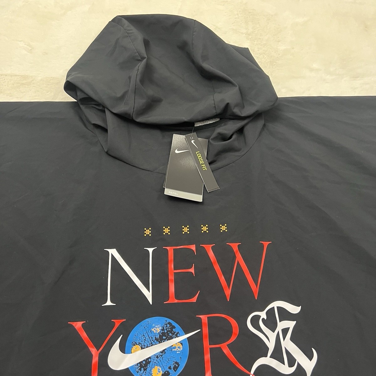 Nike NYC New York City Marathon 2019 Poncho Jacket Unisex Size L 