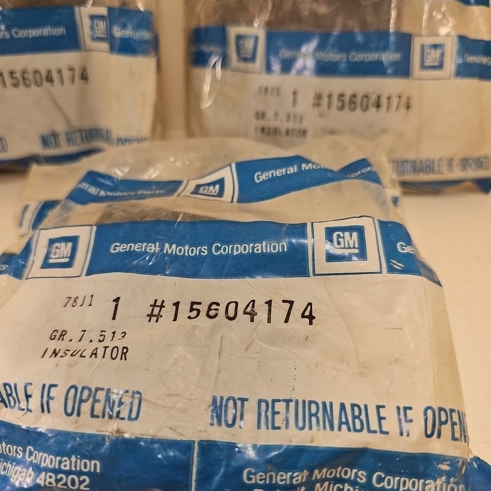 Lote de 2 aisladores de rebote de resorte de hoja para camioneta Chevy GMC 1989-90 GM NOS 15604174 Foto 4 de 4