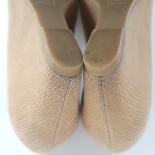 STUART WEITZMAN Bucalina Wedge Pumps Size 6.5M Beige Embossed Leather Slip On - Picture 10 of 11